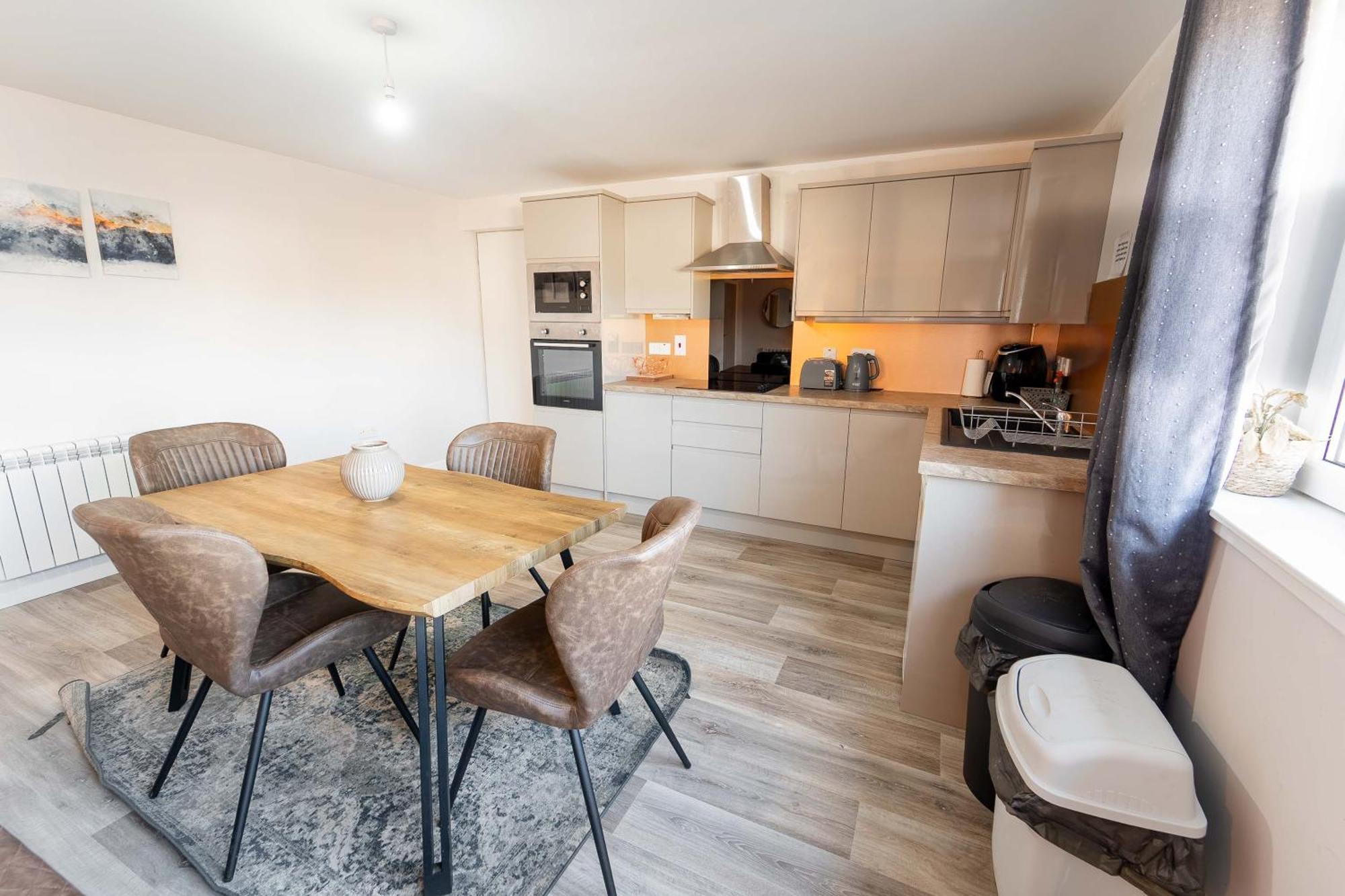Lochaber Apartments ฟอร์ตวิลเลียม ภายนอก รูปภาพ